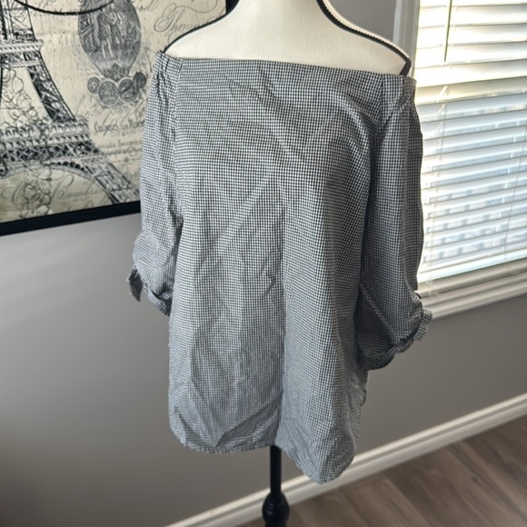 Babaton Black and White Gingham Off-the-Shoulder Relaxed Blouse - Picture 1 of 8